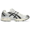 Gel-Nimbus 9 “Cream Black”