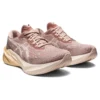 Novablast 3 “Fawn Mineral Beige”