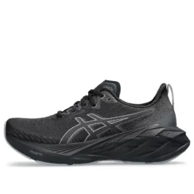 Novablast 4 “Black Graphite Grey”