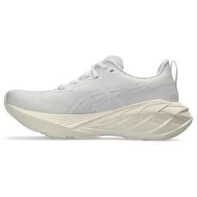 Novablast 4 “Cream White”