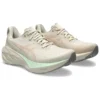 Novablast 4 “Oatmeal Moonrock” Novablast 4 “Oatmeal Moonrock”