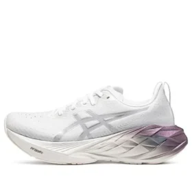 Novablast 4 Platinum “Real White Pure Silver”