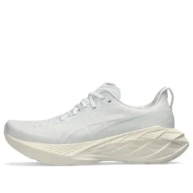 Novablast 4 “White Beige”