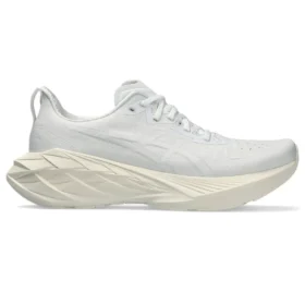 Novablast 4 “White Beige”