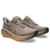 Novablast 5 “Luxe Taupe Grey”