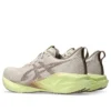 Novablast 5 “Mineral Beige Taupe Grey”